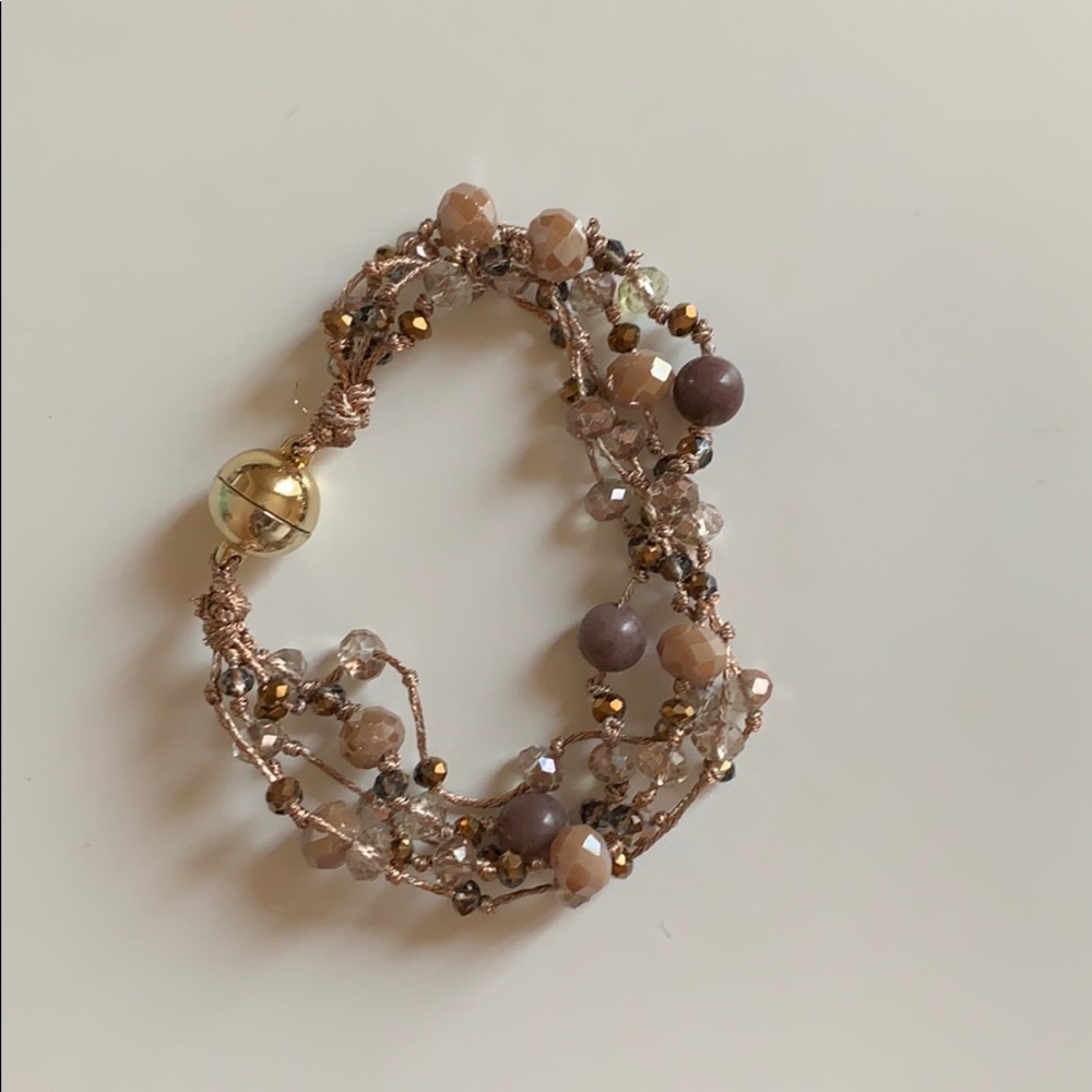 Mauve beaded bracelet
